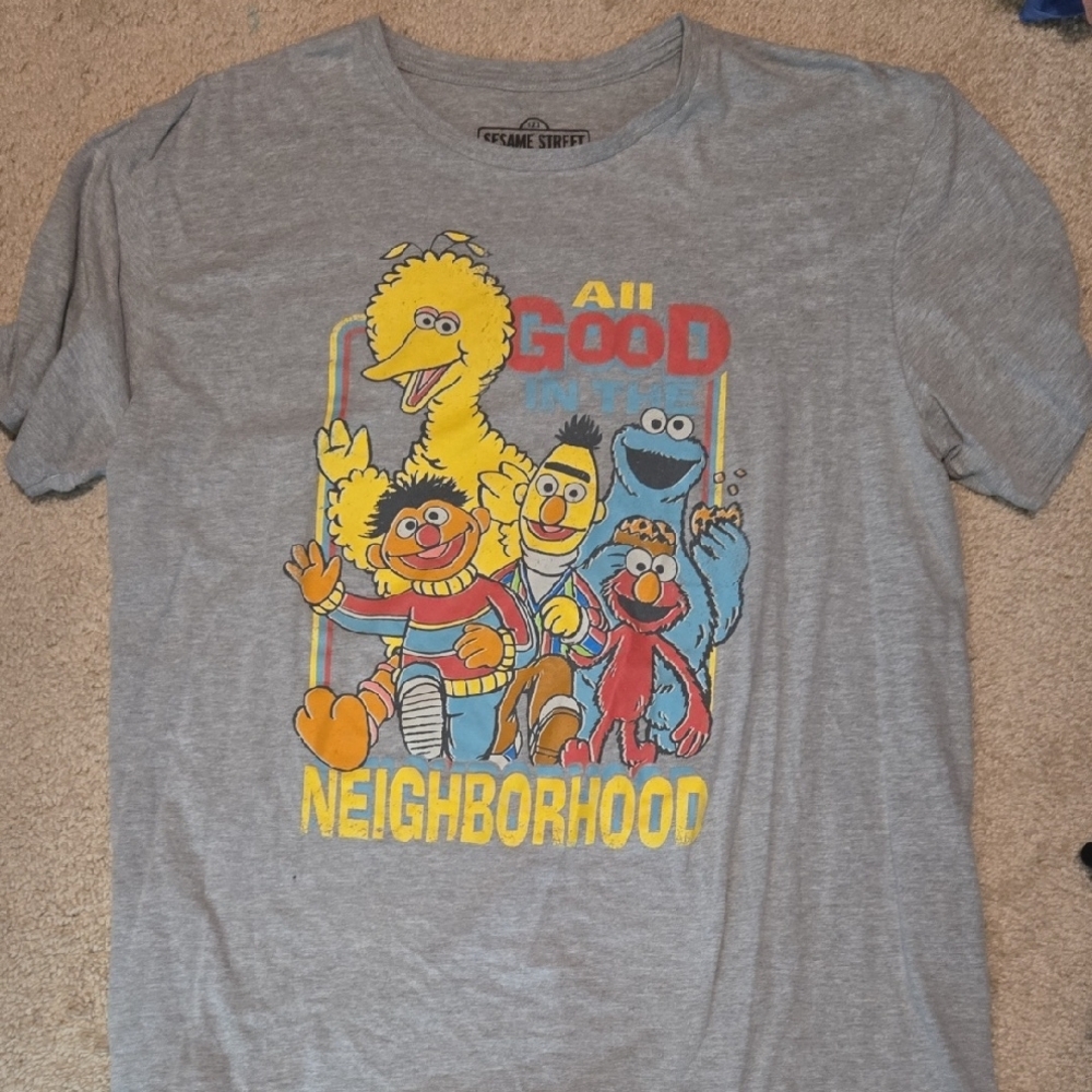 Sesame Street Gray and Yellow Cartoon Tee